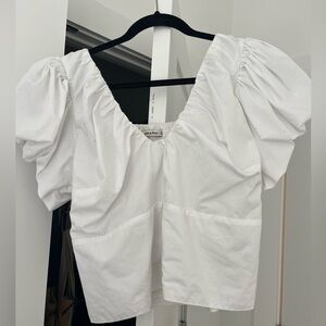White Abercrombie top. Never been worn
